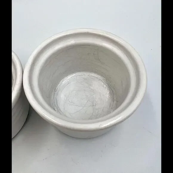 Vintage 2005 LE CREUSET‎ Stoneware Ramekins 4 oz  (150ml) White Set Of 2 - Picture 7 of 7
